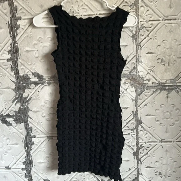 Charlotte Russe Black 90s style scrunchy Textured dress - Picture 4 of 4